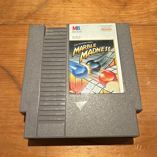 Milton bradley marble madness - marble,